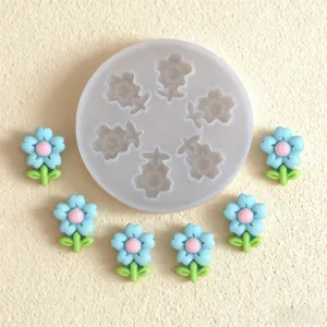 Silicone flower mold for DIY fondant and chocolate cake decoration with finished samples