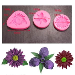 Detailed dimensions and weights of pink floral silicone molds for fondant and DIY clay