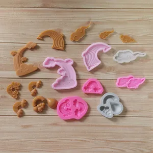 Layout dettagliato di stampi in silicone arcobaleno e nuvola con forme finali mostrate.
