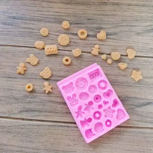 Creative DIY Silicone Chocolate Mold Gingerbread Man Donut Heart Star Bear Smiley Face Shape Cake Decoration Fondant Mold