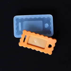Vista dettagliata dello stampo in silicone a conchiglia per gioielli in resina fai da te