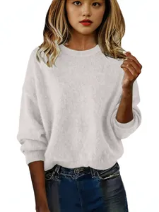 Pull en tricot blanc doux et ample pour femme avec col rond pour la mode automne-hiver