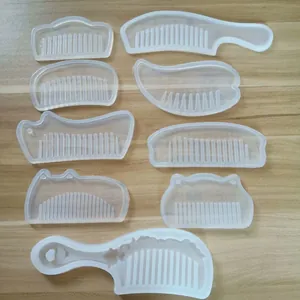 Varias formas de moldes de silicona translúcida para manualidades de peines DIY