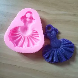 Stampo per Torte in Silicone a Forma di Vestito Stampo per Fondente Cioccolato per Decorazione Torte Strumenti da Forno Fai da Te
