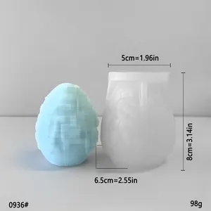 Vue détaillée du moule en silicone en forme d'œuf avec dimensions