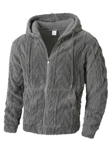 Grijze herenhoodie met rits en een getextureerd kabelpatroon van zachte fleece stof.