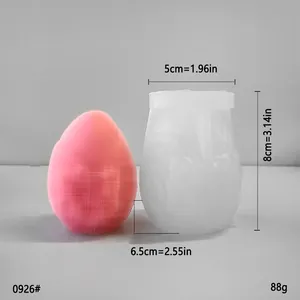 Vue détaillée du moule en silicone en forme d'œuf avec dimensions pour bougies de Pâques.