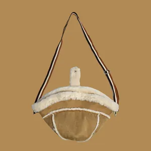 Sac chapeau bob japonais en peluche avec bordure en fausse fourrure chaude marron
