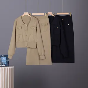 Conjunto de dos piezas de punto de estilo francés con cárdigan y falda midi en caqui y negro