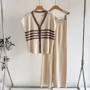 Damen Koreanisch Strick Top Und Bottom Gestreift Ärmellos V-Ausschnitt Strickjacke Und Weites Bein Hose Casual Outfits