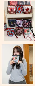 Elegante mini bolso de muñeca con divertidos estampados de animales para mujeres