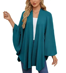 Châle poncho élégant en maille bleu sarcelle avec manches chauve-souris et tissu doux