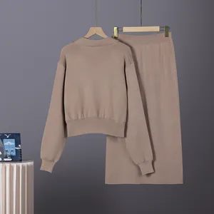 Conjunto de dos piezas de punto topo de estilo francés con cárdigan y falda