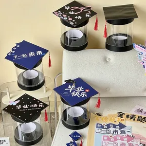 Caja de regalo transparente para flores con forma de birrete de graduación y borlas