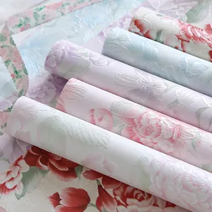 Rouleaux de papier cadeau floral gaufré pour l'emballage de fleurs et cadeaux DIY
