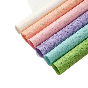 Carta da imballaggio floreale colorata in stile coreano con motivi in fibra a rete