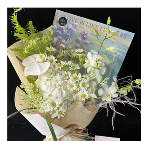 Vista dettagliata di carta da imballaggio per fiori stile pittura a olio floreale.
