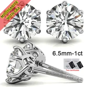Λεπτομέρεια από στρογγυλά σκουλαρίκια moissanite 1ct με έγγραφα πιστοποίησης GRA