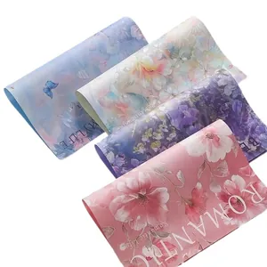 Blumengeschenkpapier im Ölgemäldestil für Blumensträuße und DIY-Blumenhandwerk