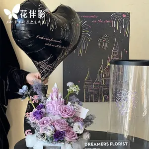 Globo romántico de corazón con fuegos artificiales para decoraciones de San Valentín