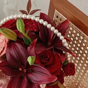 Malleable pearl chain for flower bouquet DIY decoration and packaging