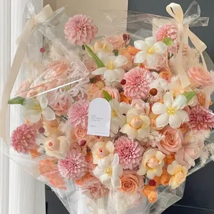 Bolsa protectora transparente para ramos de flores con elegante detalle de cinta