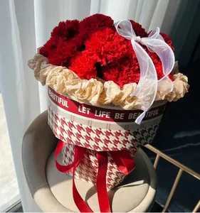 Dettaglio di carta regalo di lusso pied-de-poule impermeabile per fiori