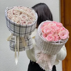 Tessuto per Confezionare Mazzi di Fiori in Tweed Pied de Poule Elegante Stoffa Vintage con Frange per Regalo di Compleanno Festa della Mamma Materiale per Decorazione Floreale