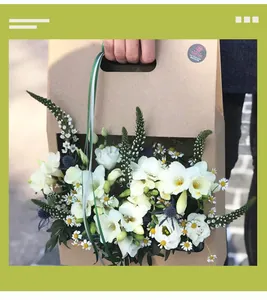 Portable kraft paper flower basket with handle for fresh floral gifts