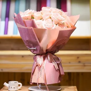 Waterdicht tweekleurig Oya-inpakpapier voor bloemboeketten met roze rozen