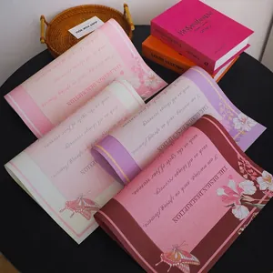 Papier d'emballage artistique fleurs et papillons pour bouquets de fleurs créatifs DIY