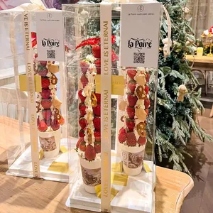 Professional round transparent PVC gift box for strawberry tower cakes and bouquets.
