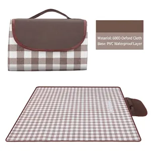 150x100cm foldable coffee check picnic mat with 600D Oxford cloth and waterproof PVC bottom