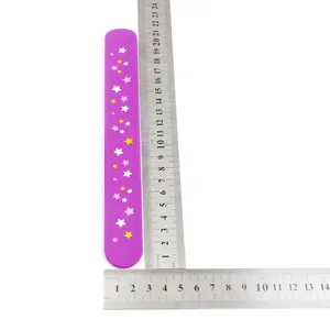 Detailed measurement of purple silicone star pattern slap bracelet for party gifts