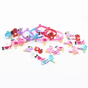 Collezione di Gioielli Fenicottero Cartoon Inclusi Bracciale in Gomma Morbida PVC Anelli Fermagli per Capelli e Segnalibri per Bambini Ragazze