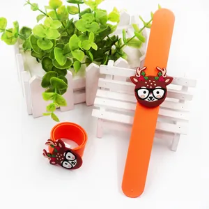 Christmas reindeer silicone slap bracelet for kids' party favors and holiday gifts