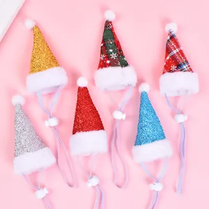 Chapeau de Noël pour Animaux de Compagnie Paillettes Écossais Mini Chapeau Cône Avec Pompon Sangle Réglable pour Chat Chien Fête