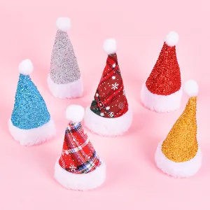 Détails de chapeaux de Noël colorés pour animaux à paillettes et carreaux rose