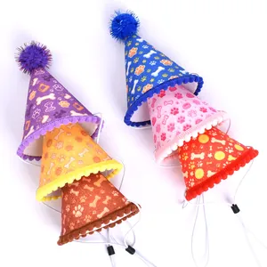 Lot de chapeaux de fête colorés pour animaux avec motifs pattes et os pour chiens et chats