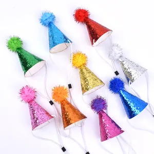 Gorros de fiesta con purpurina para gatos y perros con correas ajustables y pompones