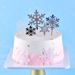Décorations de gâteau en flocons de neige en acrylique argent et blanc pour thème hiver