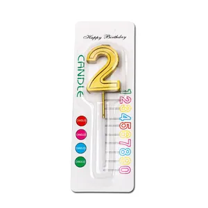 Elegante vela de cumpleaños número 2 dorada para decoraciones de fiestas y aniversarios