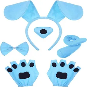Vue détaillée de l'ensemble de cosplay chien bleu incluant bandeau, nez, gants et queue