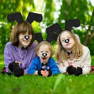 Ensemble de costume de chien noir avec serre-tête oreilles nœud papillon et nez