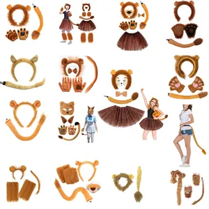 Panoplie de cosplay animal avec oreilles, queue et gants en fourrure pour Halloween.