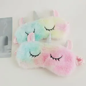 Zwei süße Regenbogen Einhorn Plüsch Schlafmasken für Reisekomfort und Dunkelheit