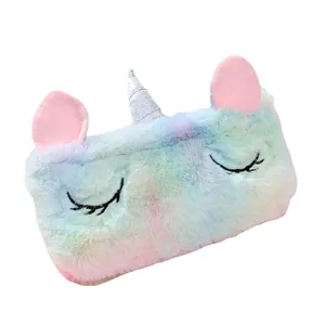 Trousse licorne en peluche arc-en-ciel pour filles avec corne argentée scintillante