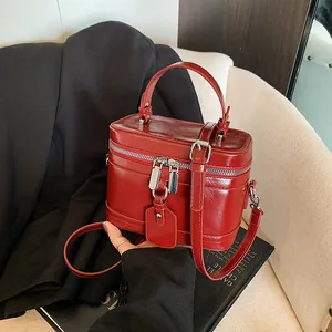 Sac Boîte en Cuir PU Minimaliste Couleur Unie Tendance Poignée Sac Bandoulière pour Femmes Sac Carré Daily Travel