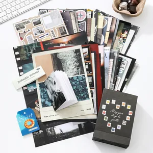 Vintage nostalgie scrapbooking materiaal pakket met stickers en papieren kaarten