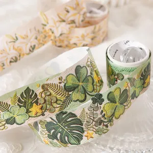 Washi-Tape mit Stickerei-Effekt und Blumenmustern für DIY-Scrapbooking-Dekorationen.